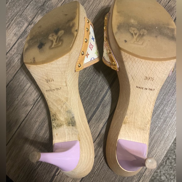 Louis Vuitton Sandals - Picture 3 of 5
